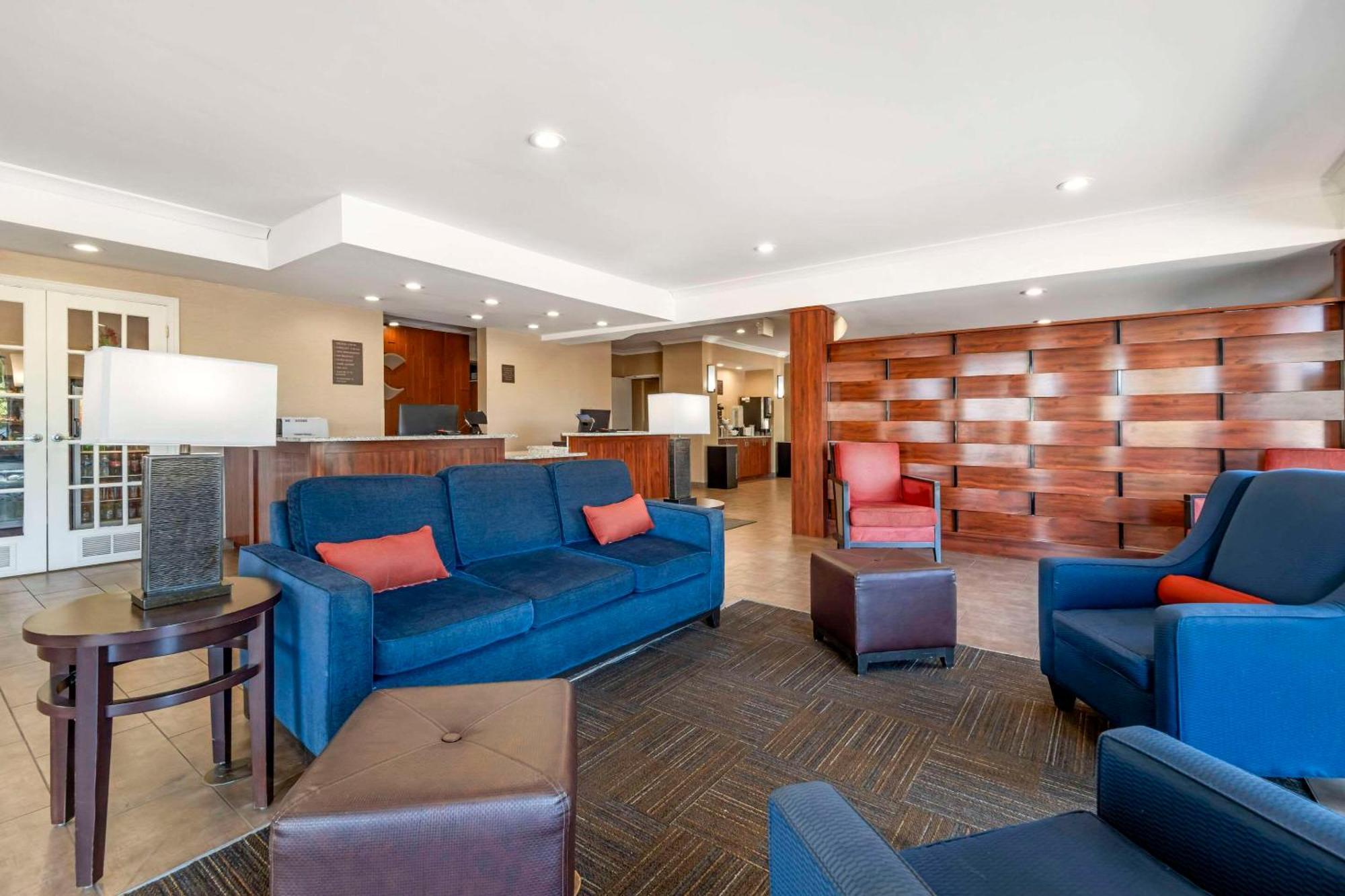 אליזבתטאון Comfort Suites מראה חיצוני תמונה